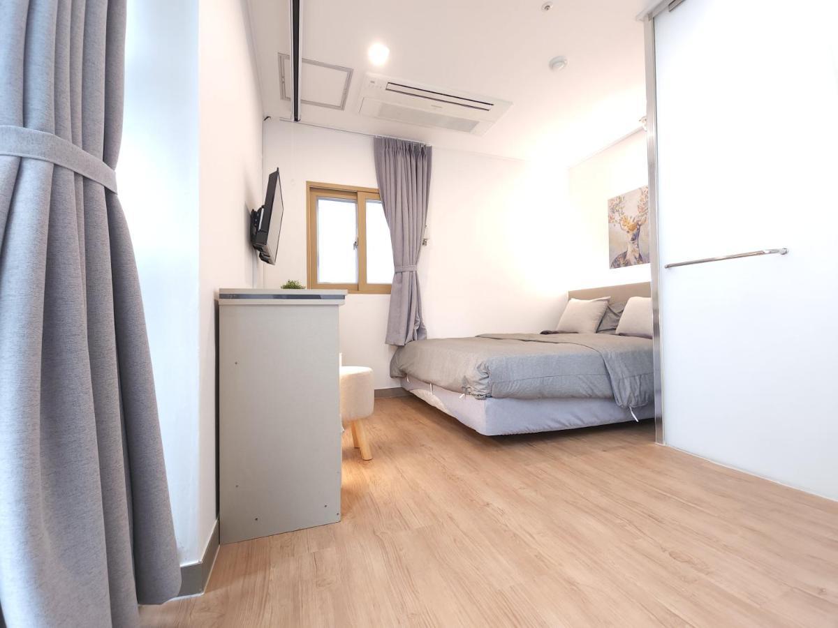 Oyo Hostel Myeongdong 2 Сеул Екстер'єр фото