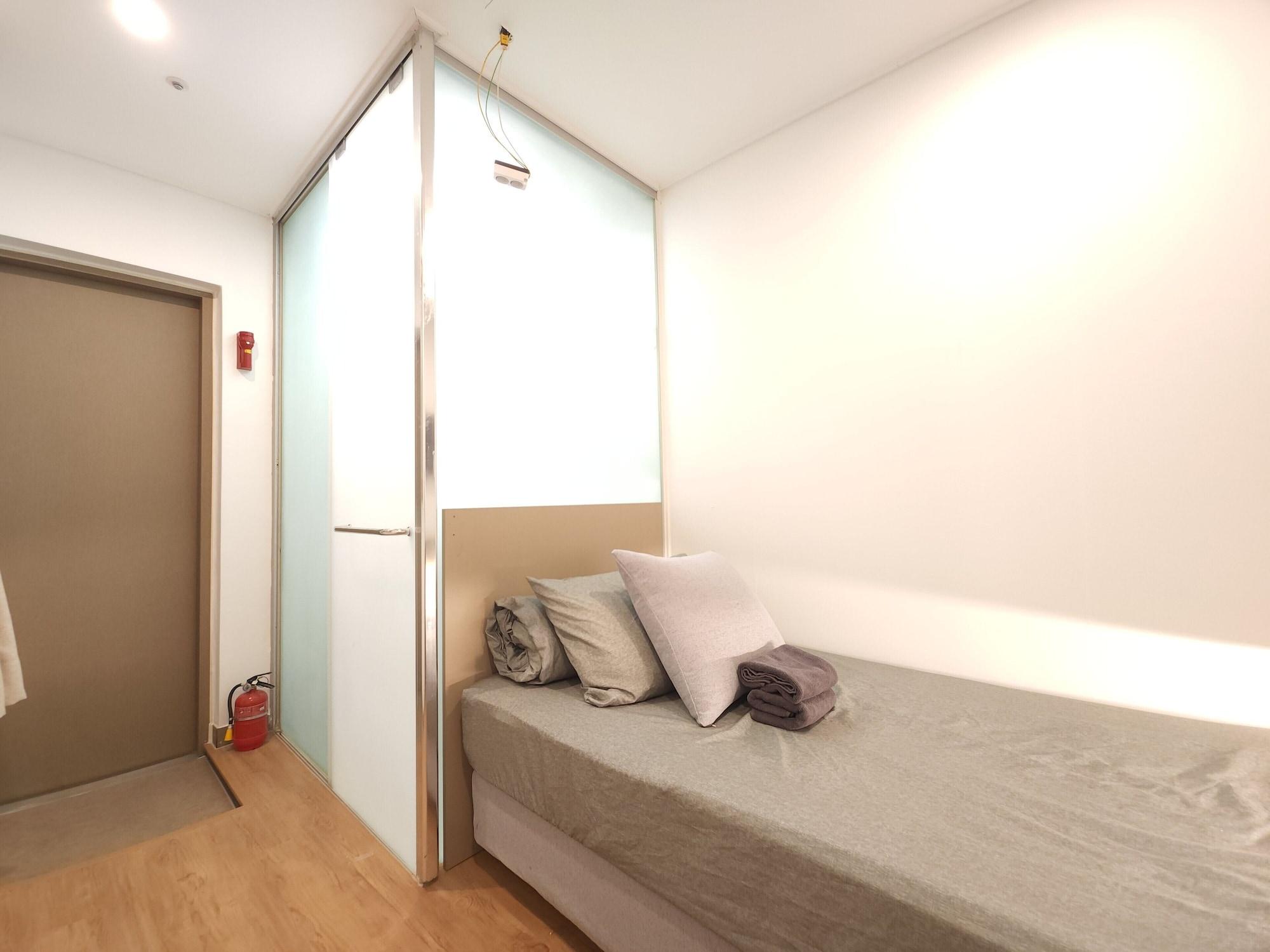 Oyo Hostel Myeongdong 2 Сеул Екстер'єр фото
