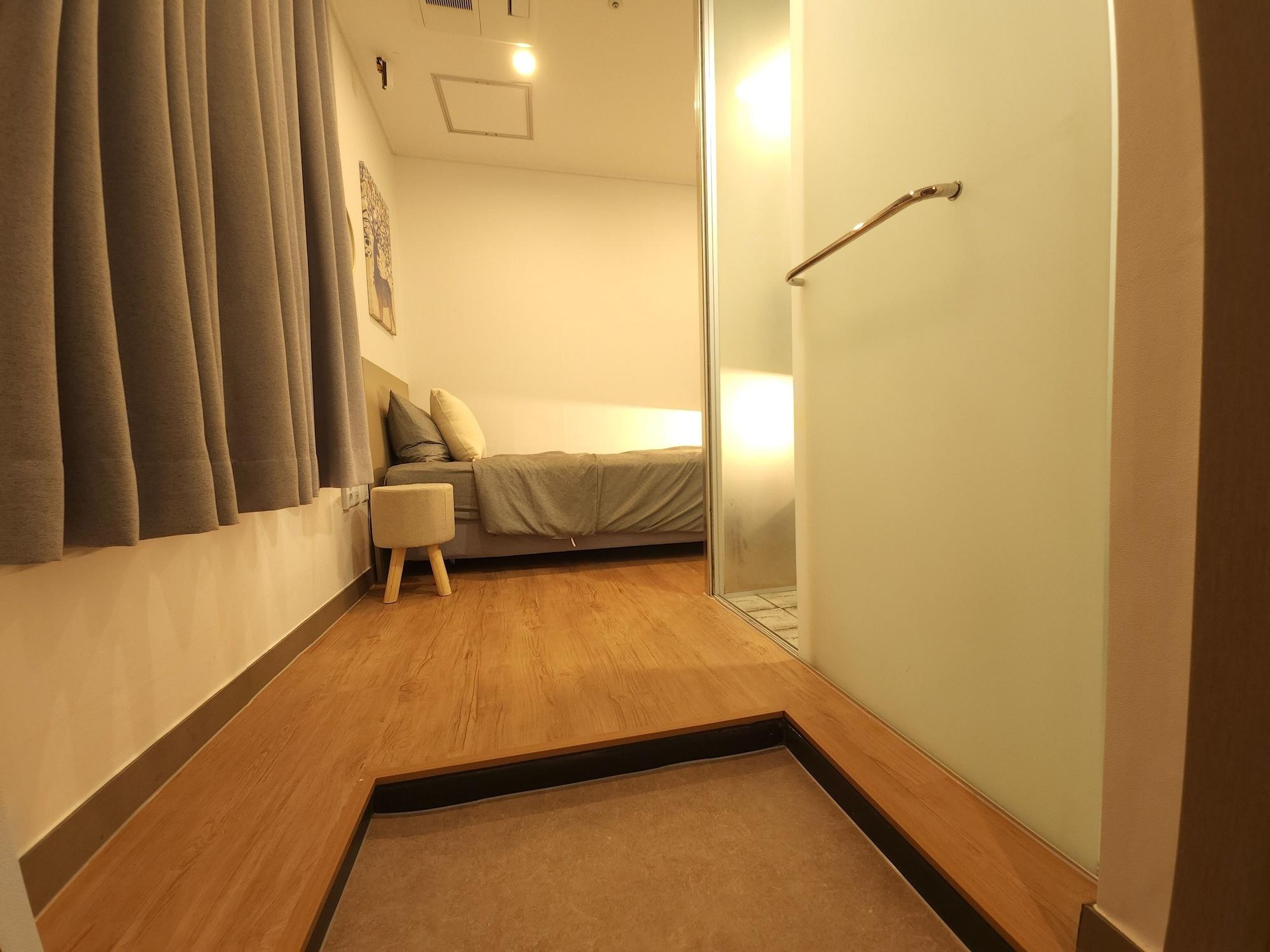 Oyo Hostel Myeongdong 2 Сеул Екстер'єр фото