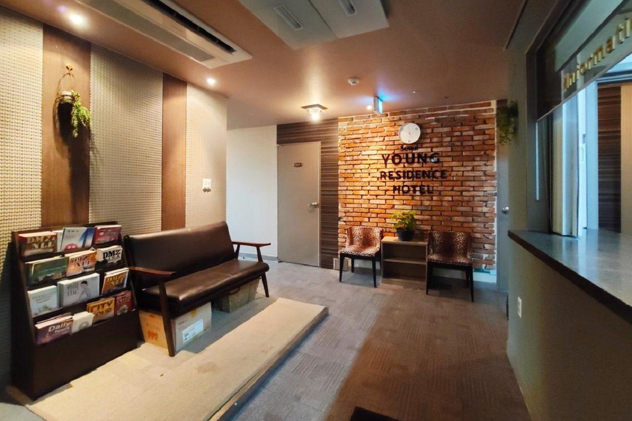 Oyo Hostel Myeongdong 2 Сеул Екстер'єр фото